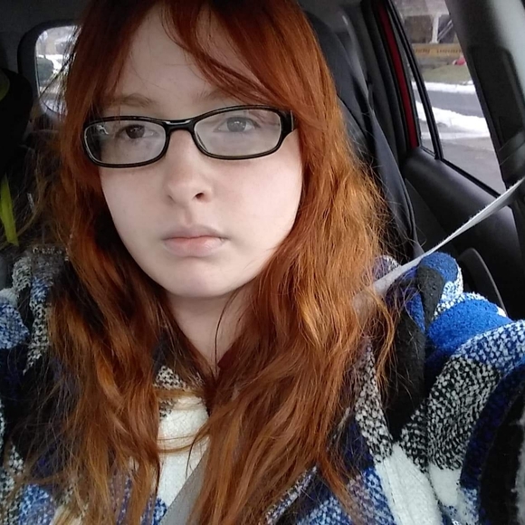 Meet your Posher, Brandy - Picture 2 of 2